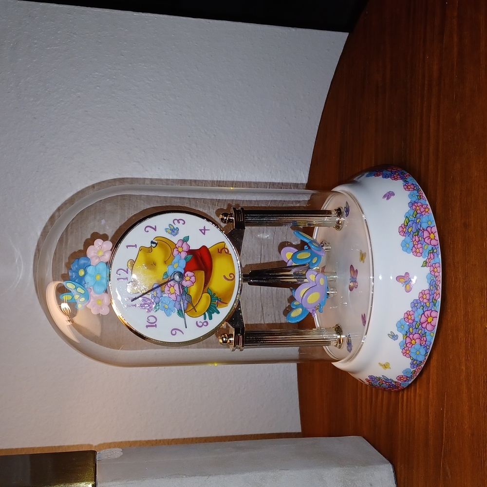 Disney's Winnie-the-Pooh standing clock